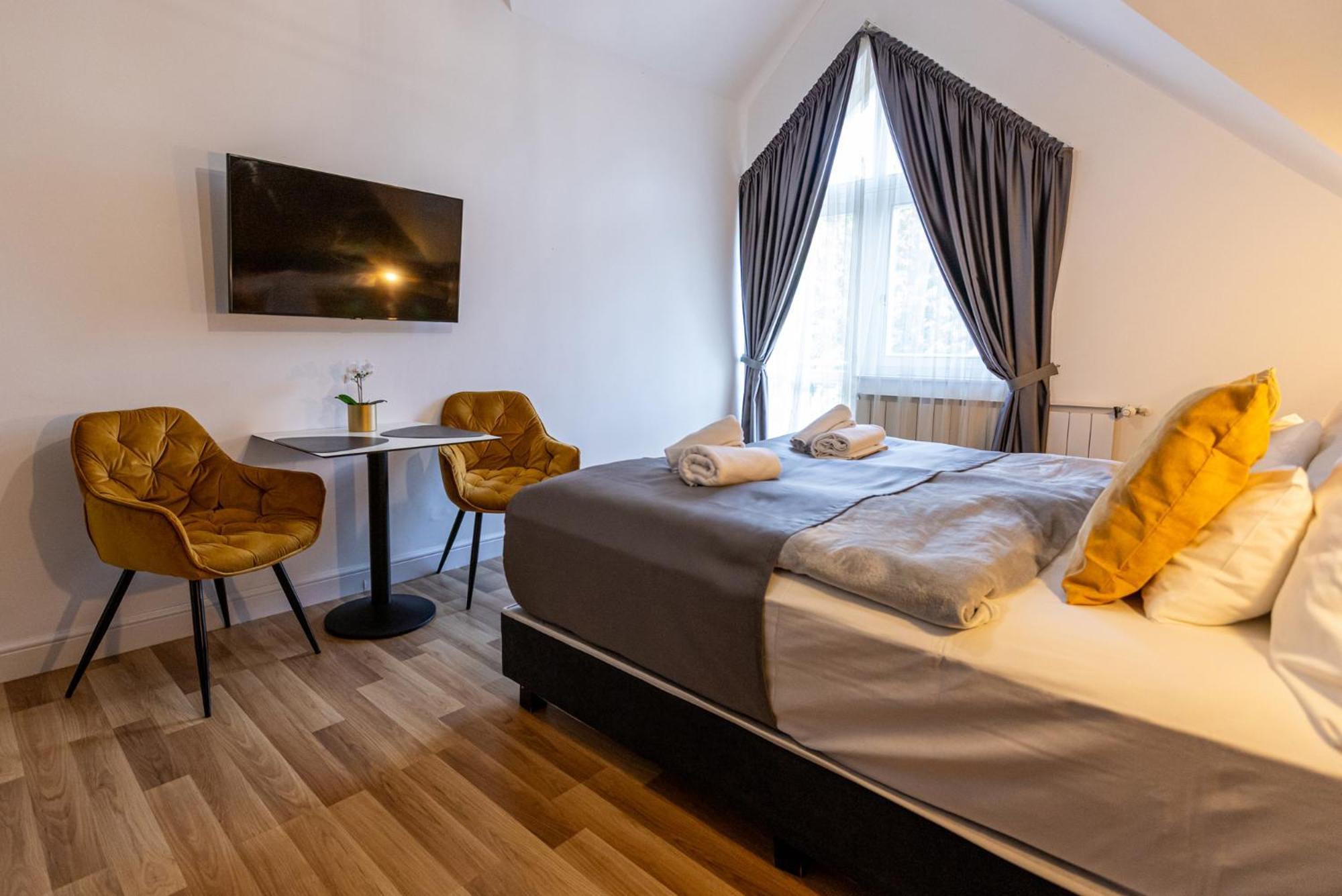 Hotel Clariss 巴拉顿诺尔马迪 外观 照片